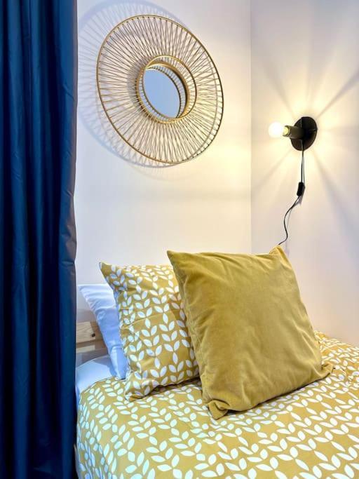 Massive New 8 Bedroom House Sleeps Up To 21 - Accepts Groups - Great Location - Free Parking - Fast Wifi - Smart Tvs - Sleeps Up To 21 People - Close To Bournemouth & Poole Town Centre & Sandbanks Exteriör bild